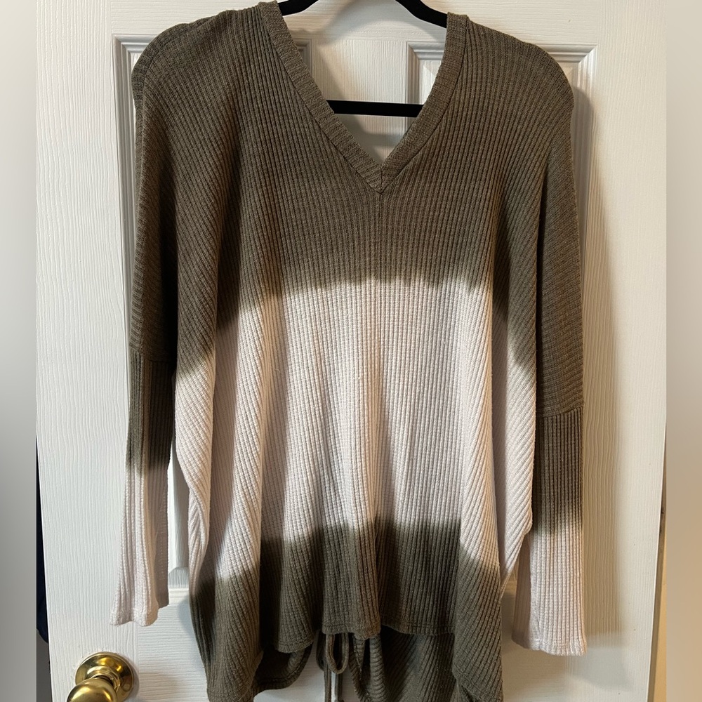 Women’s boutique top